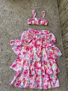 Beautiful, bright summer tank & skirt set